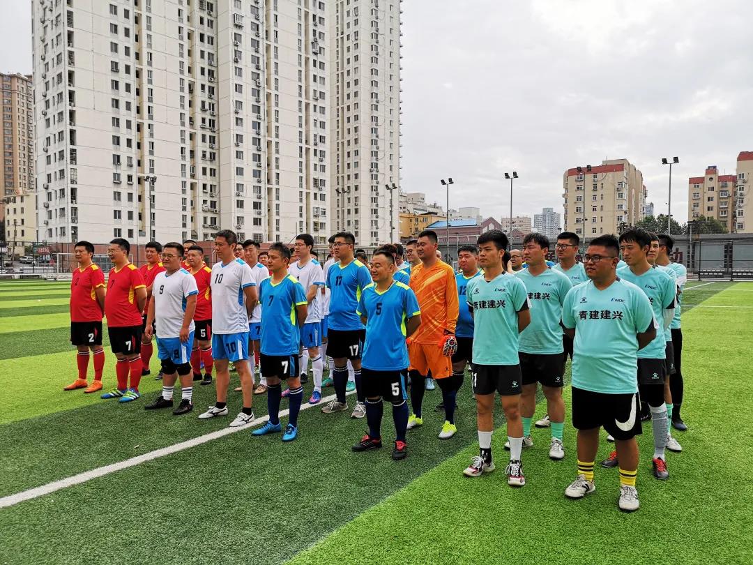 1634083802122175p882.jpg 141.jpg